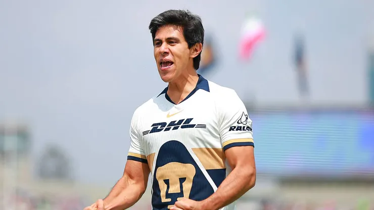 José Juan Macías estaría cerca de volver con Pumas