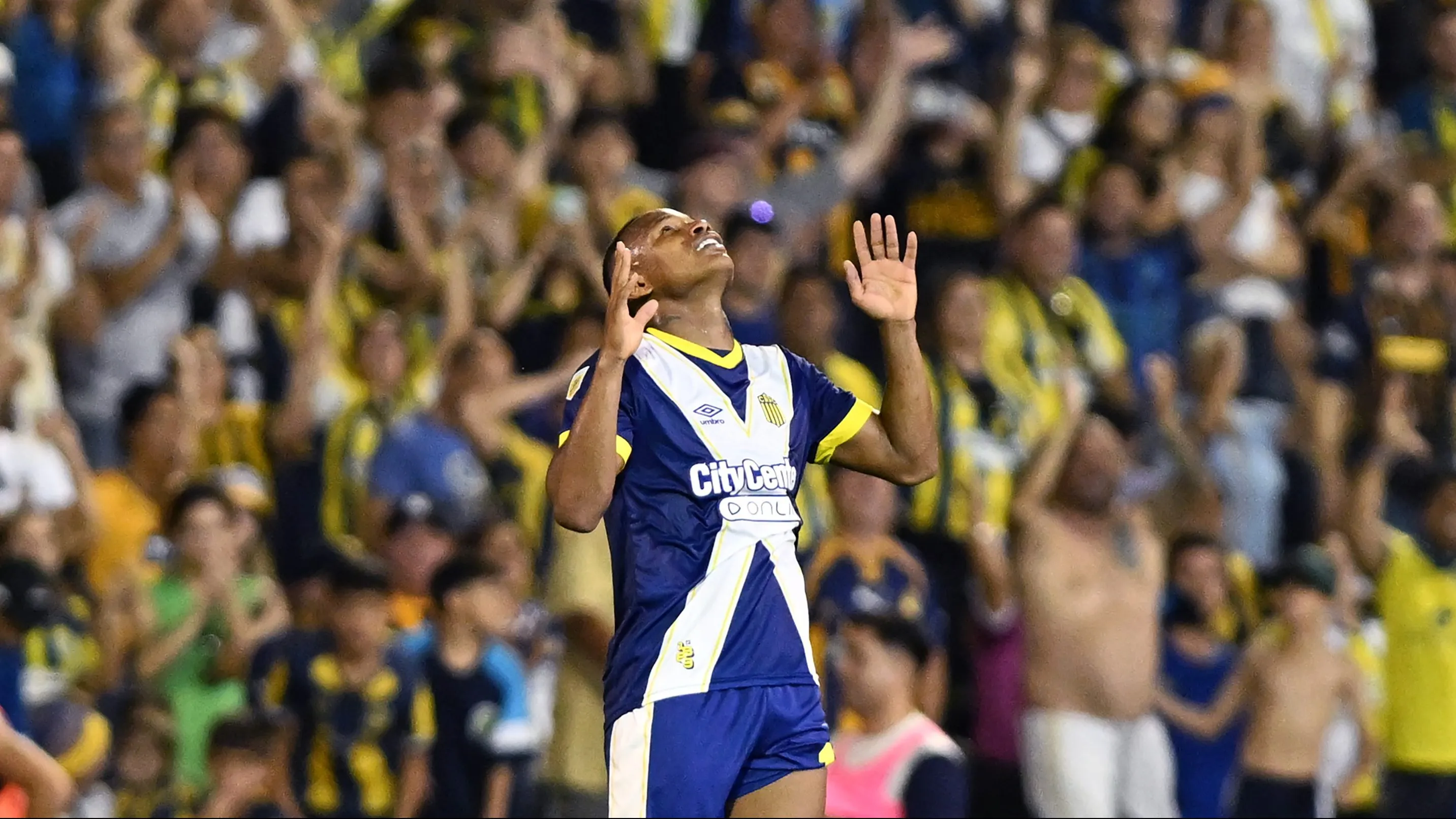 Campaz ‘se muere’ por jugar en el América [Foto: Getty]