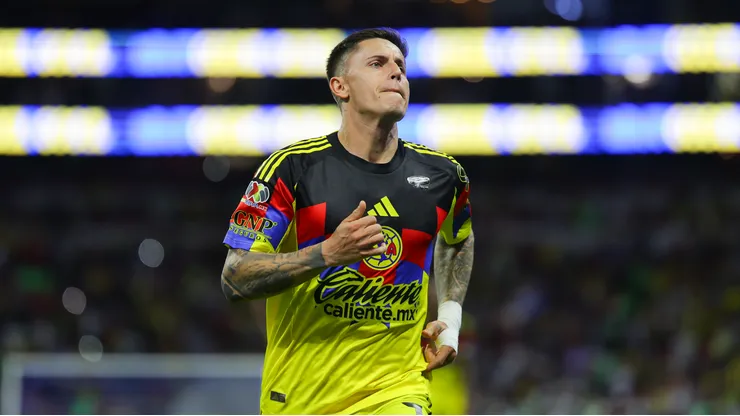 Brian Rodríguez aún no definió si sigue o se va de América.