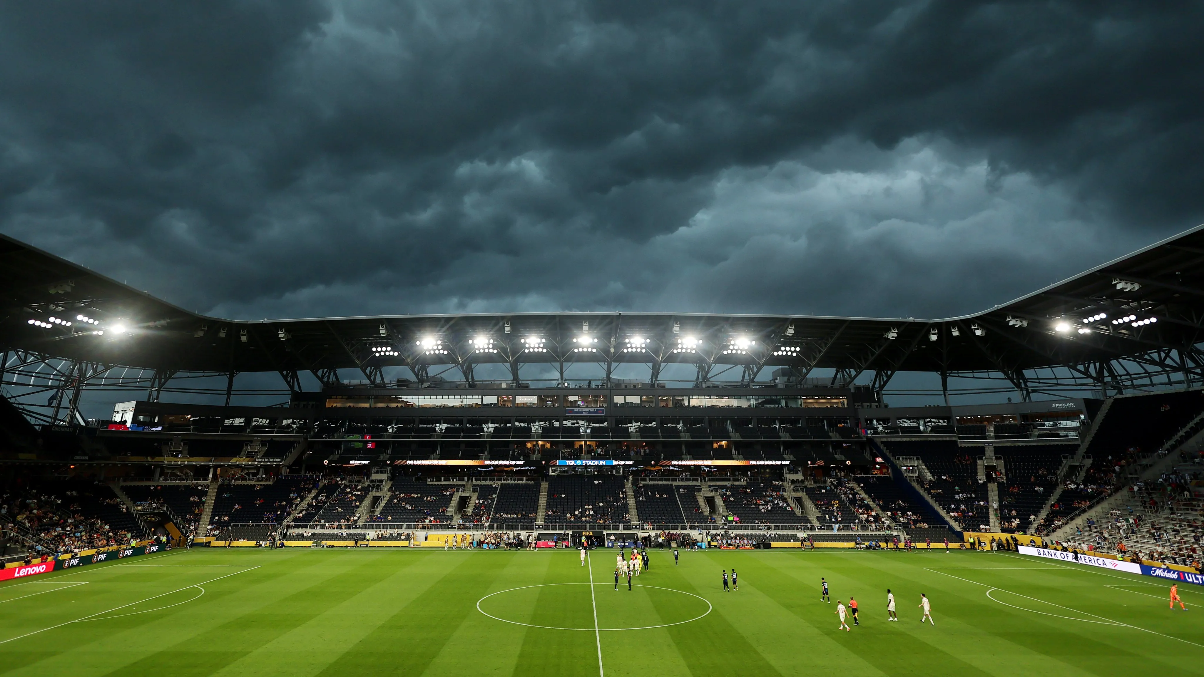 Tarde de fútbol demorada en Ohio [Foto: Getty]
