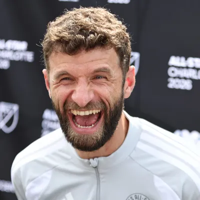 Thomas Müller es baja para enfrentar a Tigres