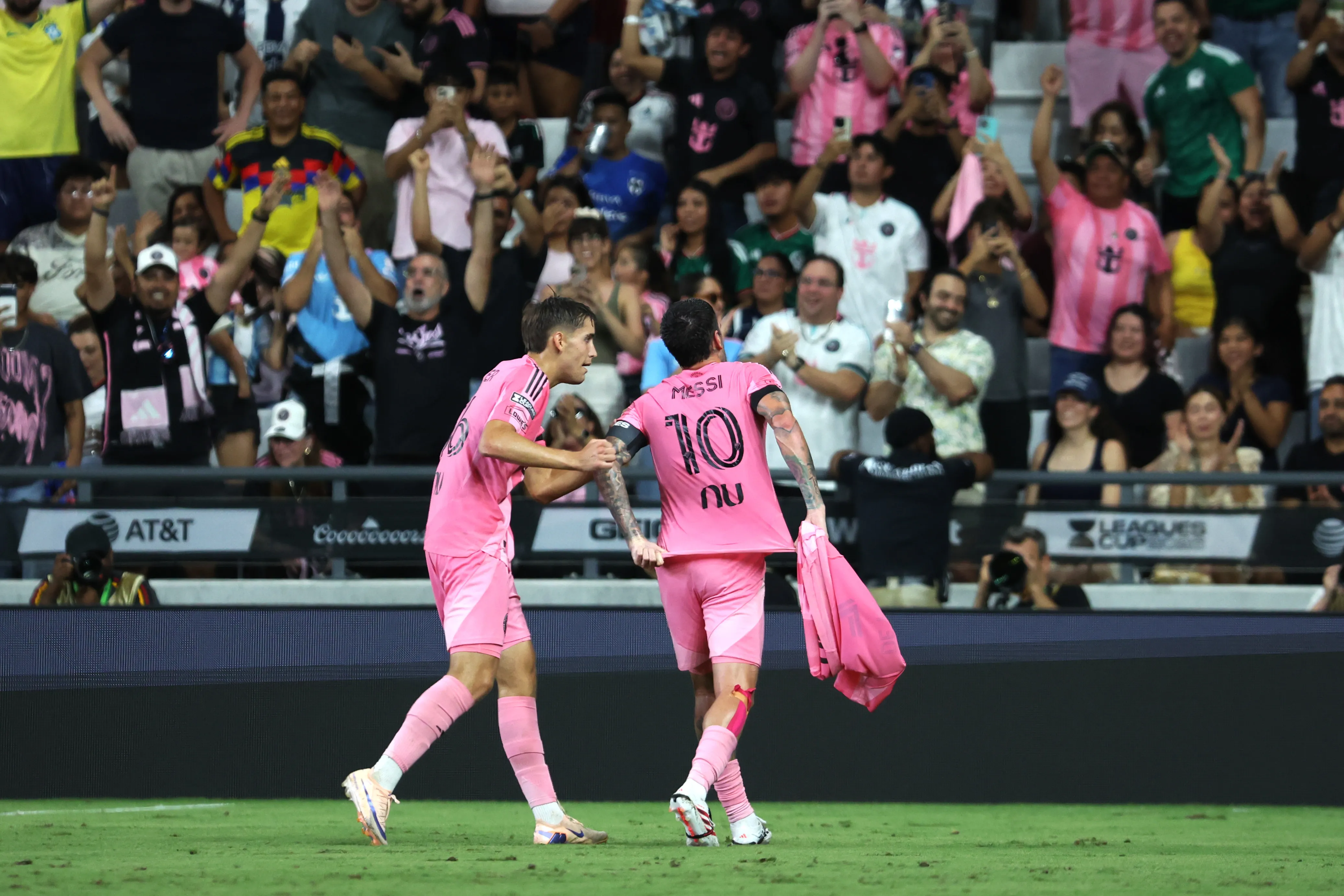 El tributo de De Paul a Messi y su padre [Foto: Getty]