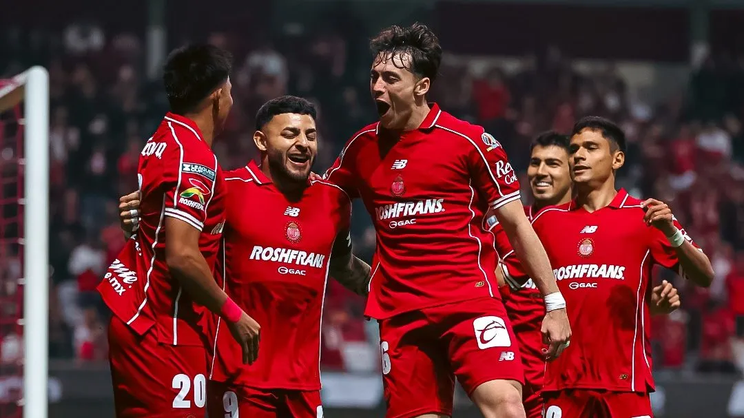 El festejo escarlata en el Infierno [foto: Toluca FC]