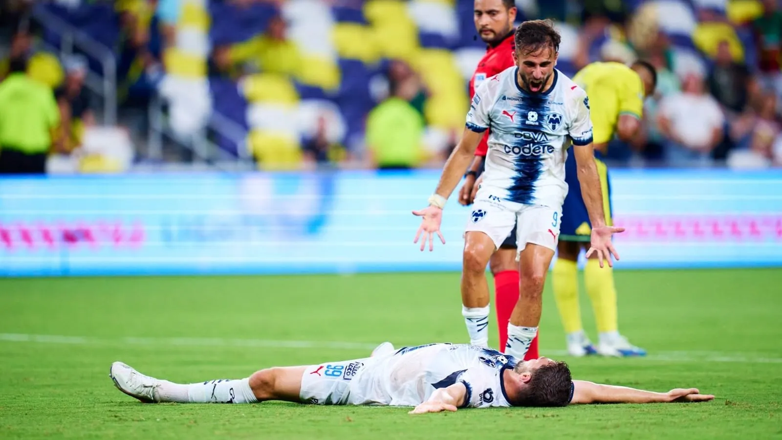 Cuypers le dio el triunfo a Rayados ante Nashville [Foto: Imago]