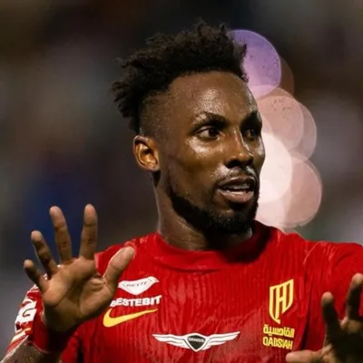 Julián Quiñones y un nuevo gol en Arabia Saudita para seguir imparable