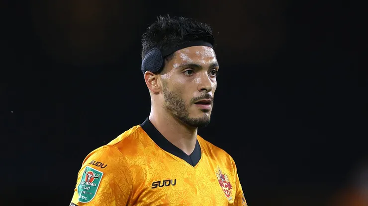 Raúl Jiménez no es titular con Wolverhampton ante Blackburn