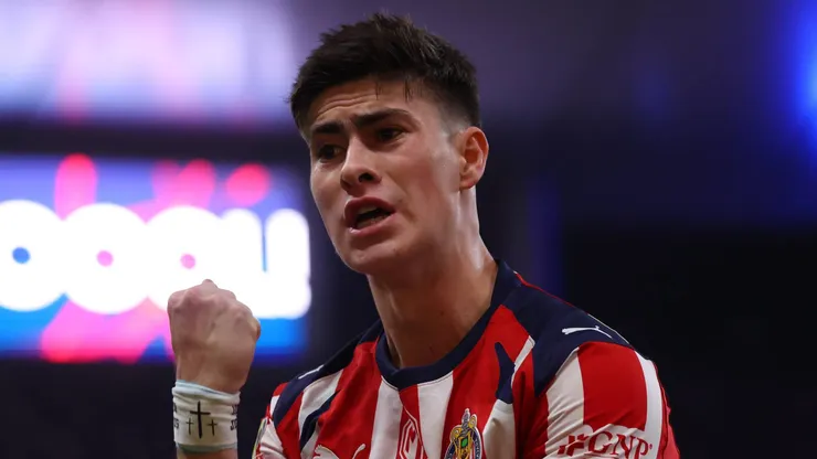 Armando González podría irse de Chivas
