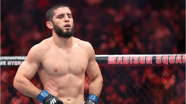 Islam Makhachev expondrá su título del peso wélter.