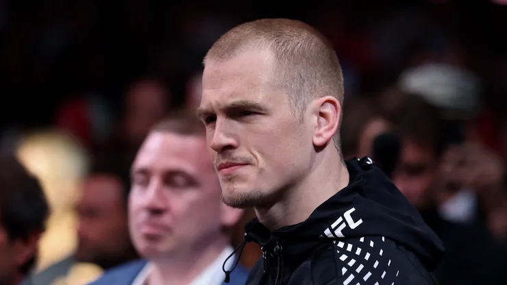 Ian Machado Garry no pudo sobreponerse a Islam Makhachev.
