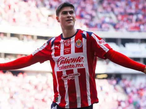 La IA dijo si Armando González debe jugar en Olympiacos o quedarse