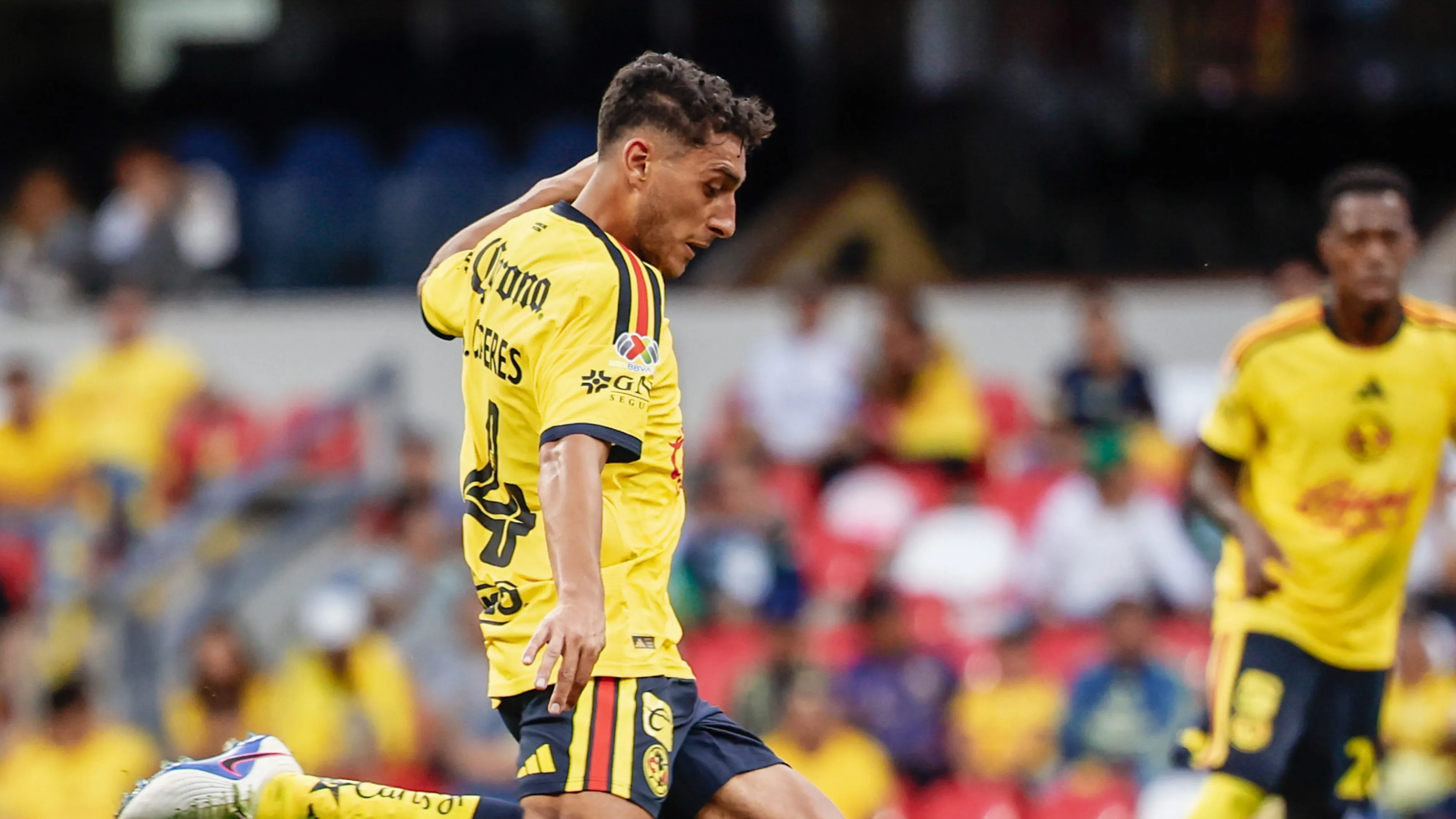 Seba Cáceres en su último partido con América [Foto: Imago]