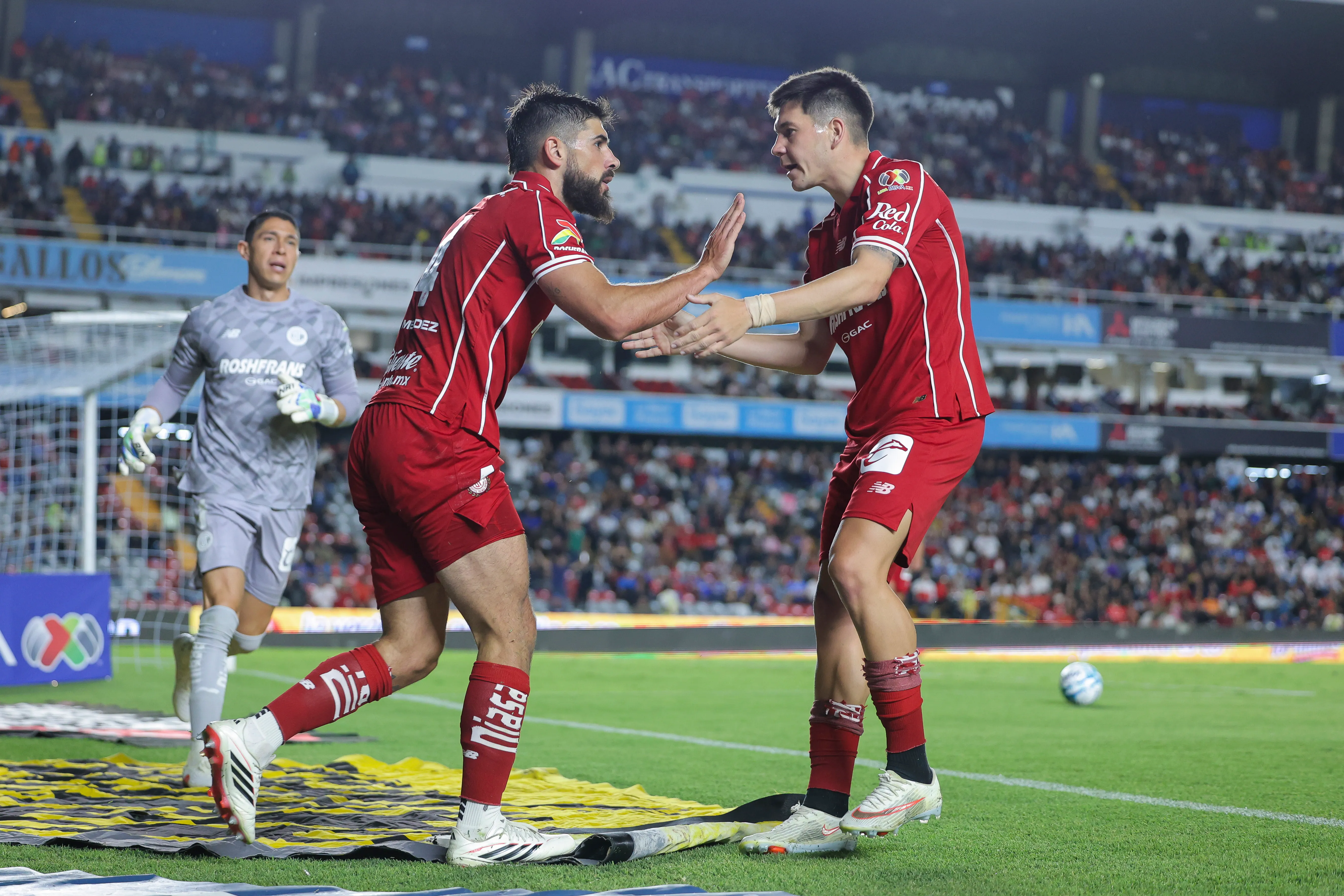 Toluca le ganó por 2-1 a Querétaro (Getty Images)