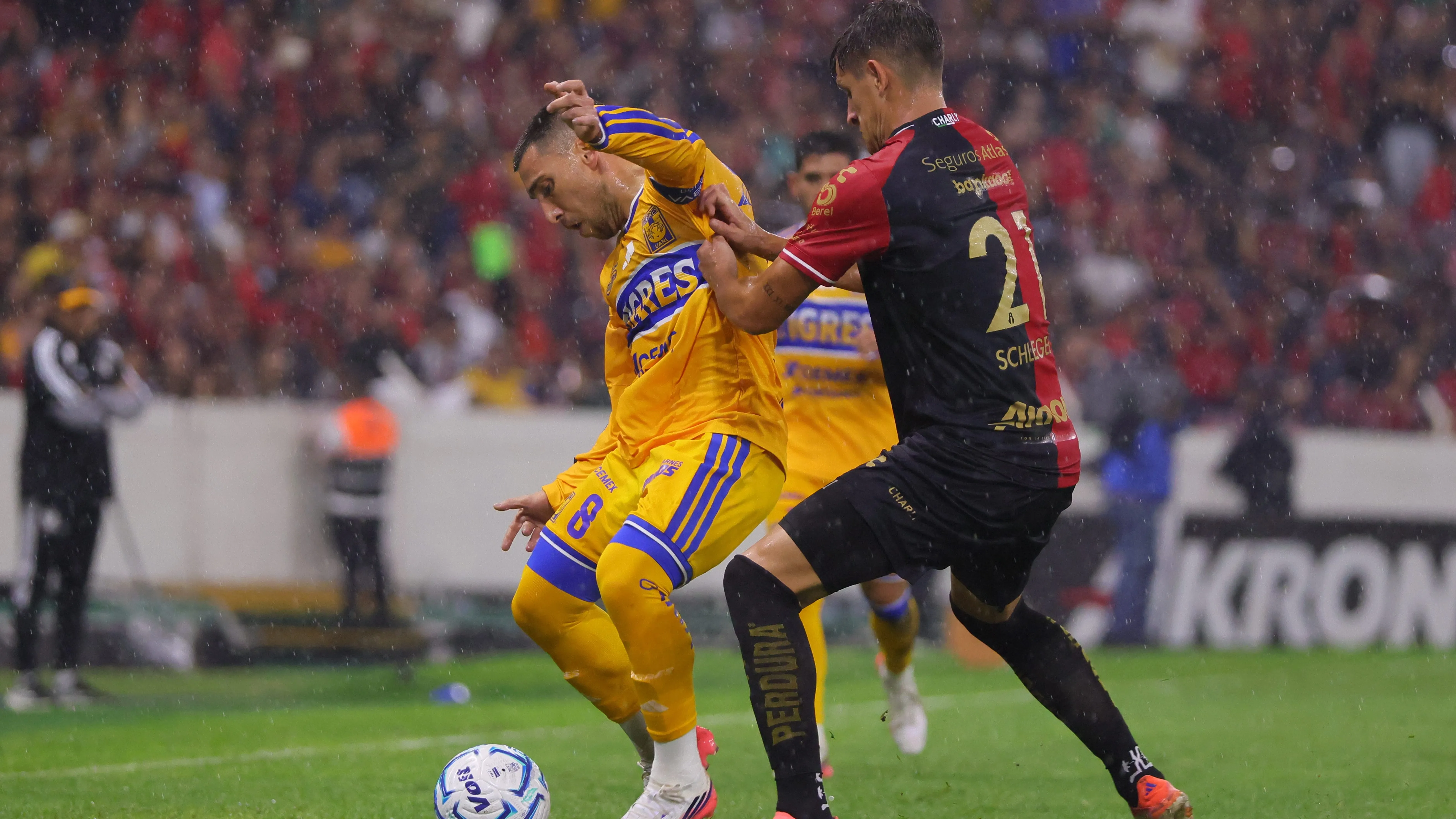 Rodrigo Schlegel en el anterior juego de Atlas [Foto: Getty]