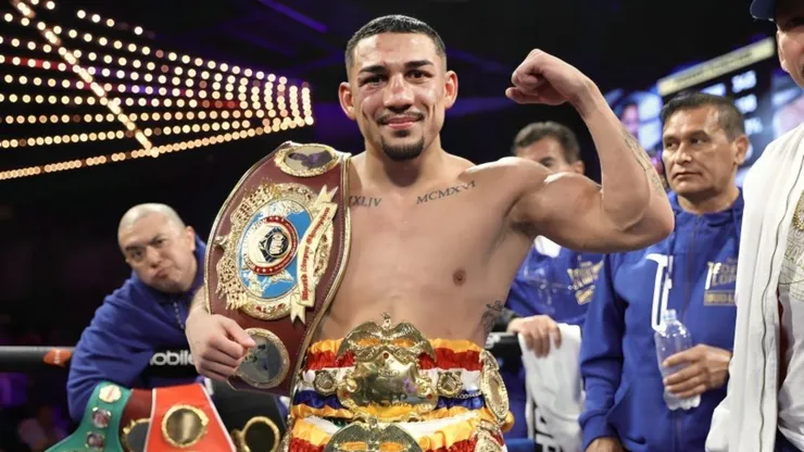 Rolly Romero es el nevo campeón de las 147 libras.