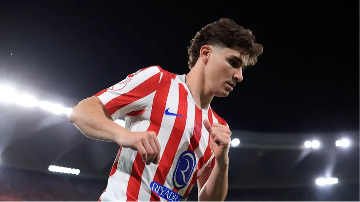 Julián Álvarez desea tener una salida al Barcelona.