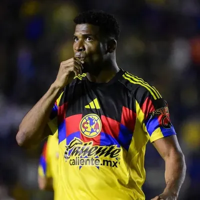 Pantera Zúñiga sufrió una delicada lesión y será larga baja en el América