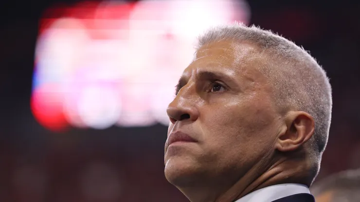Hernán Crespo se quedaría en Atlas hasta fin de año.