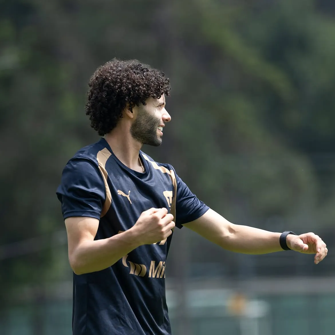 César Huerta entrenando con Pumas (@PumasMX)