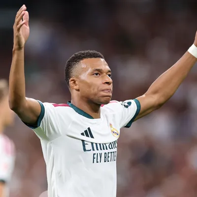 ¿Juega Kylian Mbappé? Las alineaciones de Real Madrid vs. Málaga por LaLiga