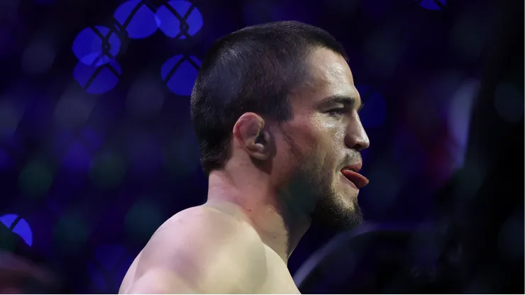 Umar Nurmagomedov fue brutalmente noqueado.
