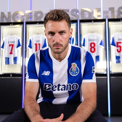 Las primeras palabras de Santi Giménez como jugador del Porto