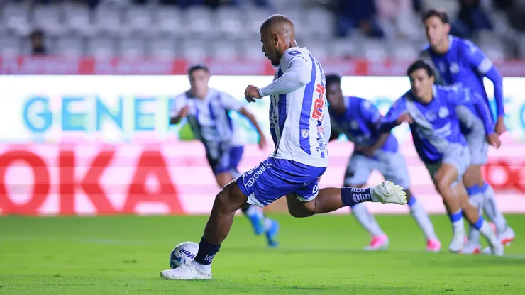 Salomón Rondón, delantero de Pachuca, es el máximo goleador del Torneo Apertura 2026.