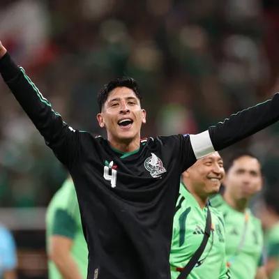 Edson Álvarez rechazó la posibilidad de regresar a México y jugar en el América