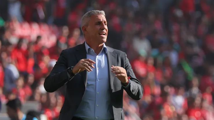 Hernán Crespo, enfocado en hacer crecer a Atlas.