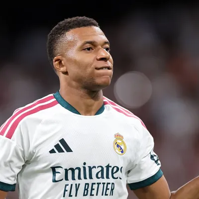 ¿Juega Kylian Mbappé? Las alineaciones de Betis vs. Real Madrid por LaLiga