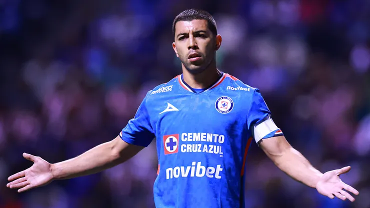 Erik Lira podría volver al equipo titular de Cruz Azul tras su pase frustrado al Mónaco