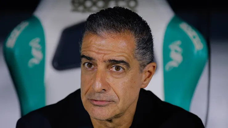 Renato Paiva, el técnico de Santos Laguna