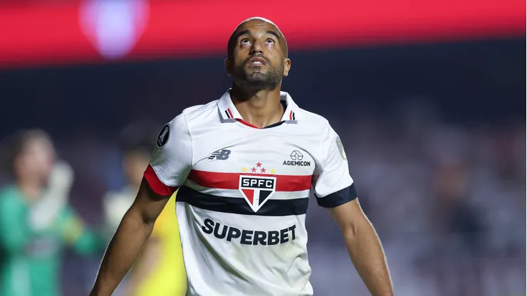 Lucas Moura no estará hoy ante Boca.