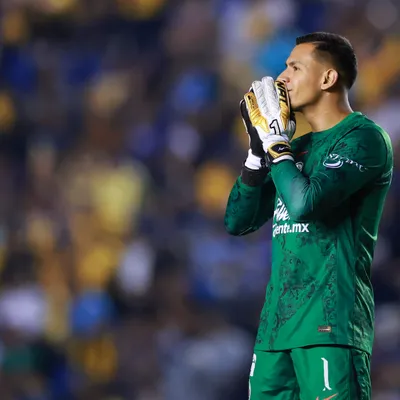 Cruz Azul exhibe error grosero de Luis Ángel Malagón