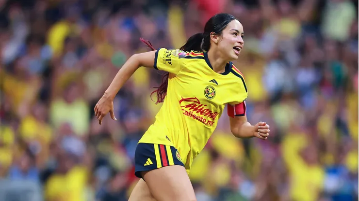 Scarlett Camberos podría ser sancionada por seña obscena