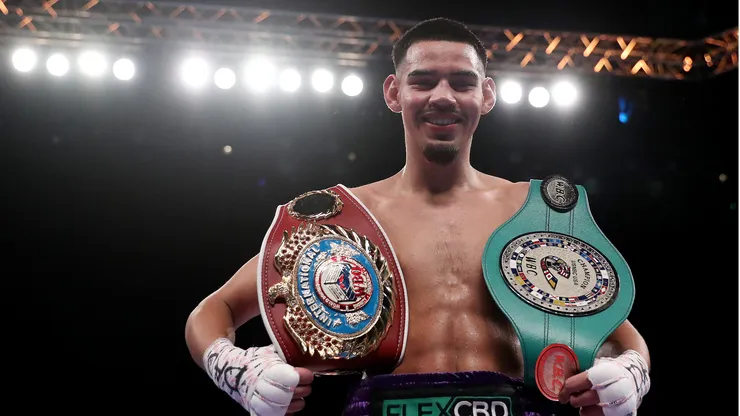 Diego Pacheco se expresó con máximo respeto sobre Canelo Álvarez.