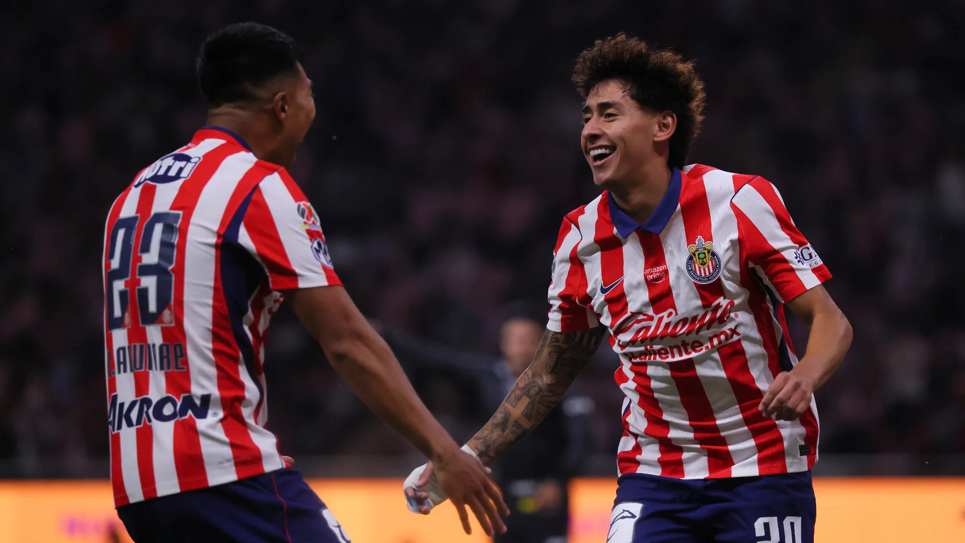 Chivas quiere derrotar a América en el Clásico Nacional. (GETTY IMAGES)