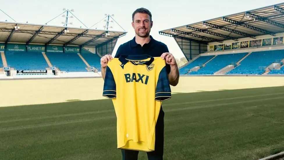 Aaron Ramsey en su presentación en Oxford United.