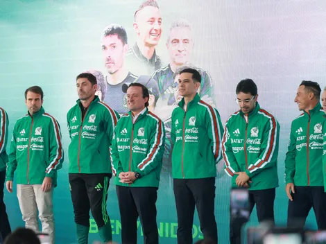 A días del debut con México se va con Javier Aguirre