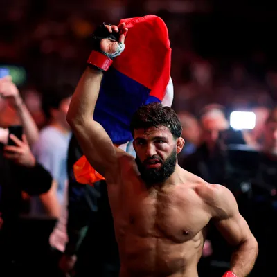 UFC no lo puede demorar más: Arman Tsarukyan debe pelear por el título
