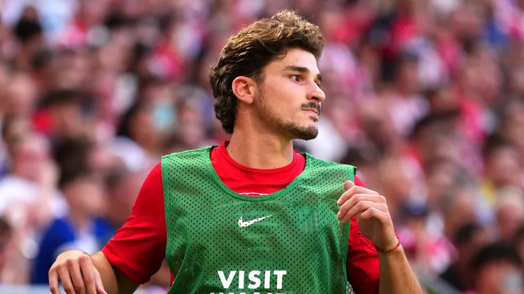Julián Álvarez no es titular ante Real Madrid