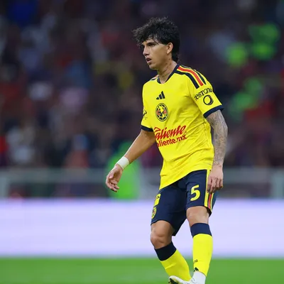 Buena noticia para Almada: Kevin Álvarez estaría disponible para jugar frente a Necaxa