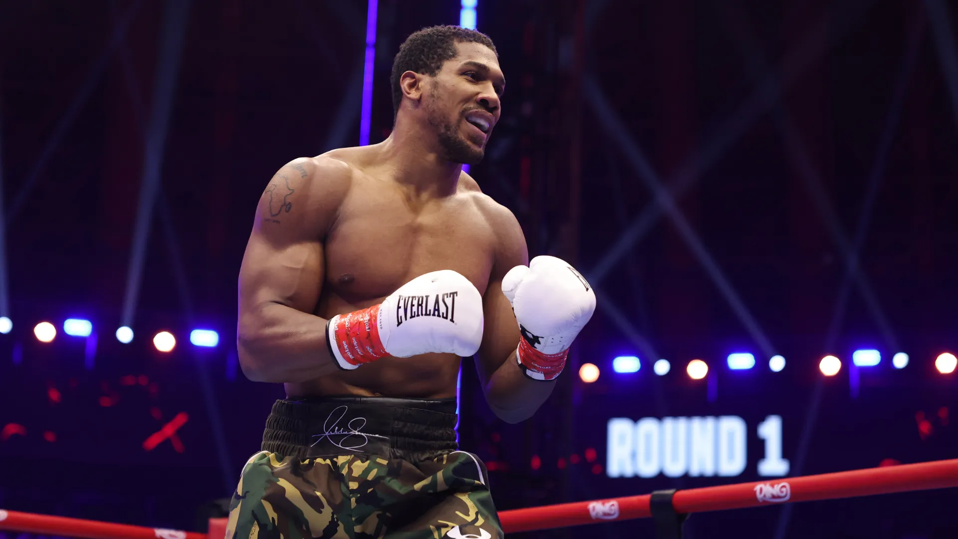 Anthony Joshua se medirá con Tyson Fury en Gales. (GETTY IMAGES)