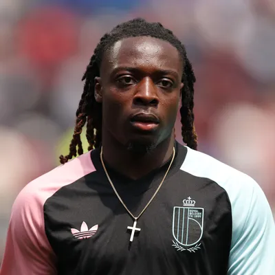 ¿Por qué no juega Jérémy Doku en Italia vs. Bélgica por la Nations League 2026-27?