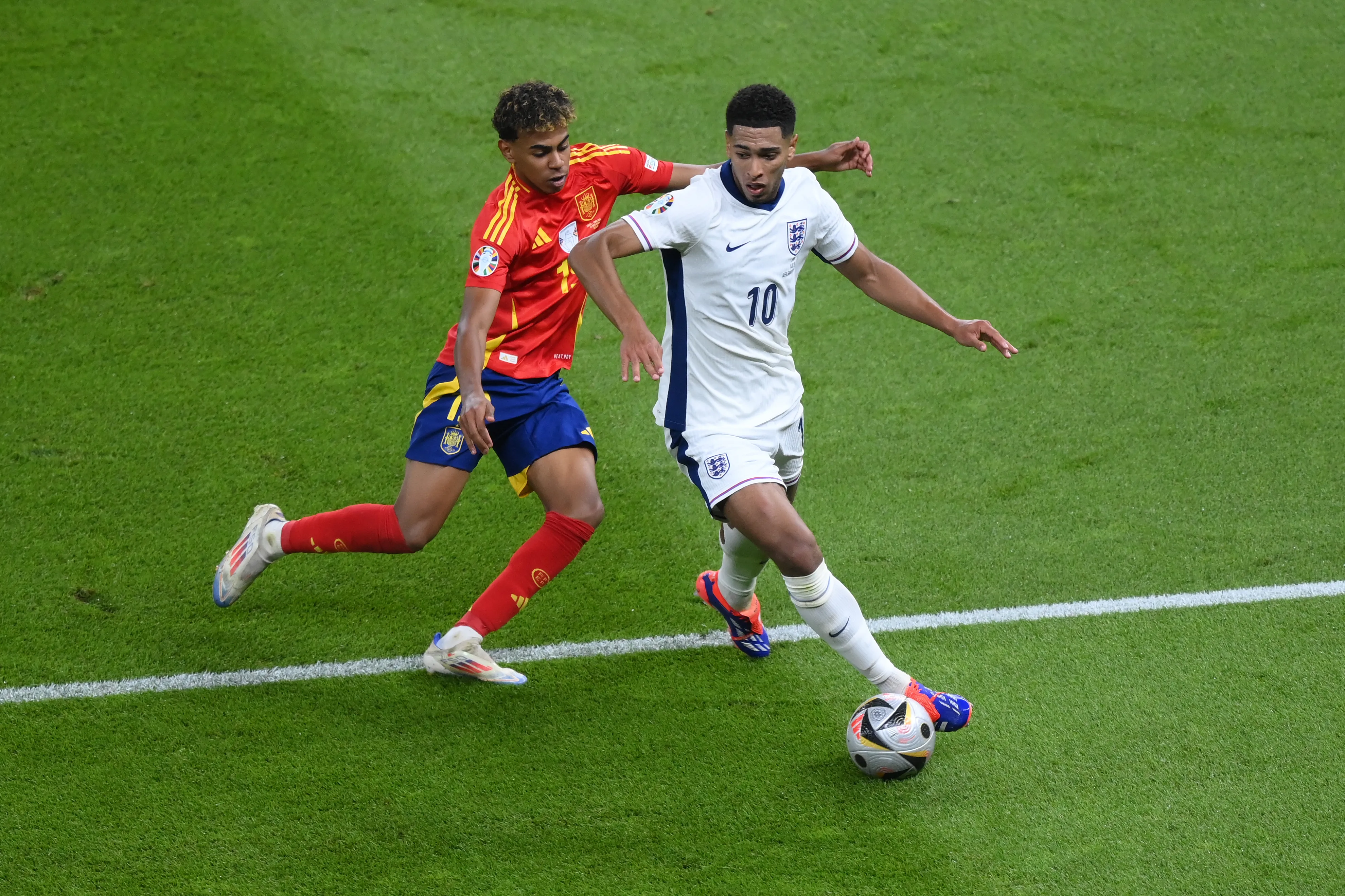 Inglaterra y España se ven las caras tras la final de la Eurocopa 2024 (Getty Images)