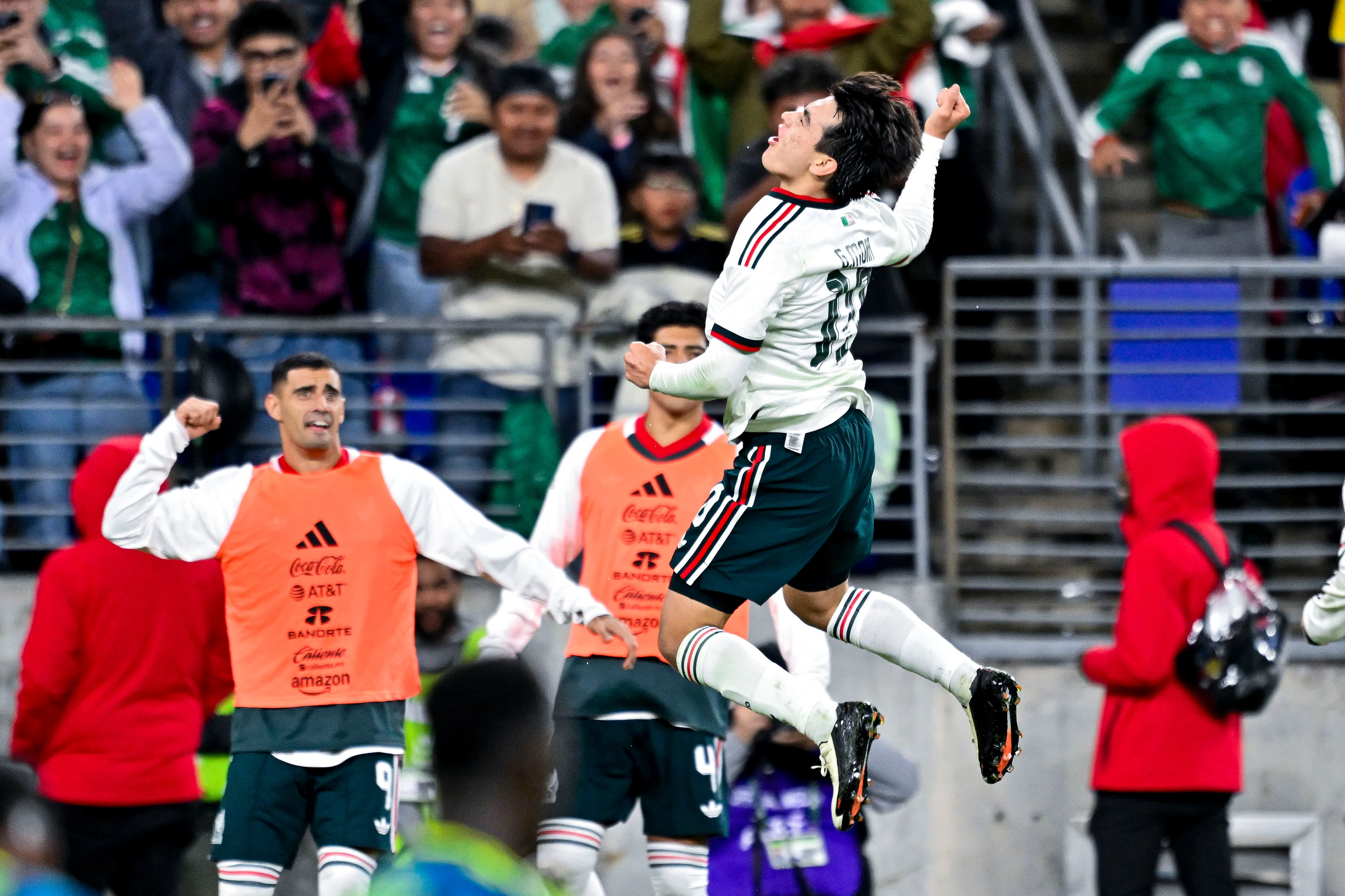 Gilberto Mora y su festejo de gol (Imago7)