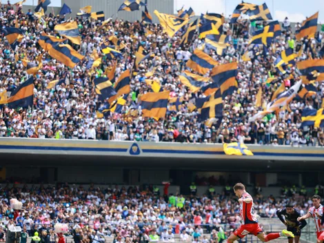 Afición encara a los jugadores de Pumas