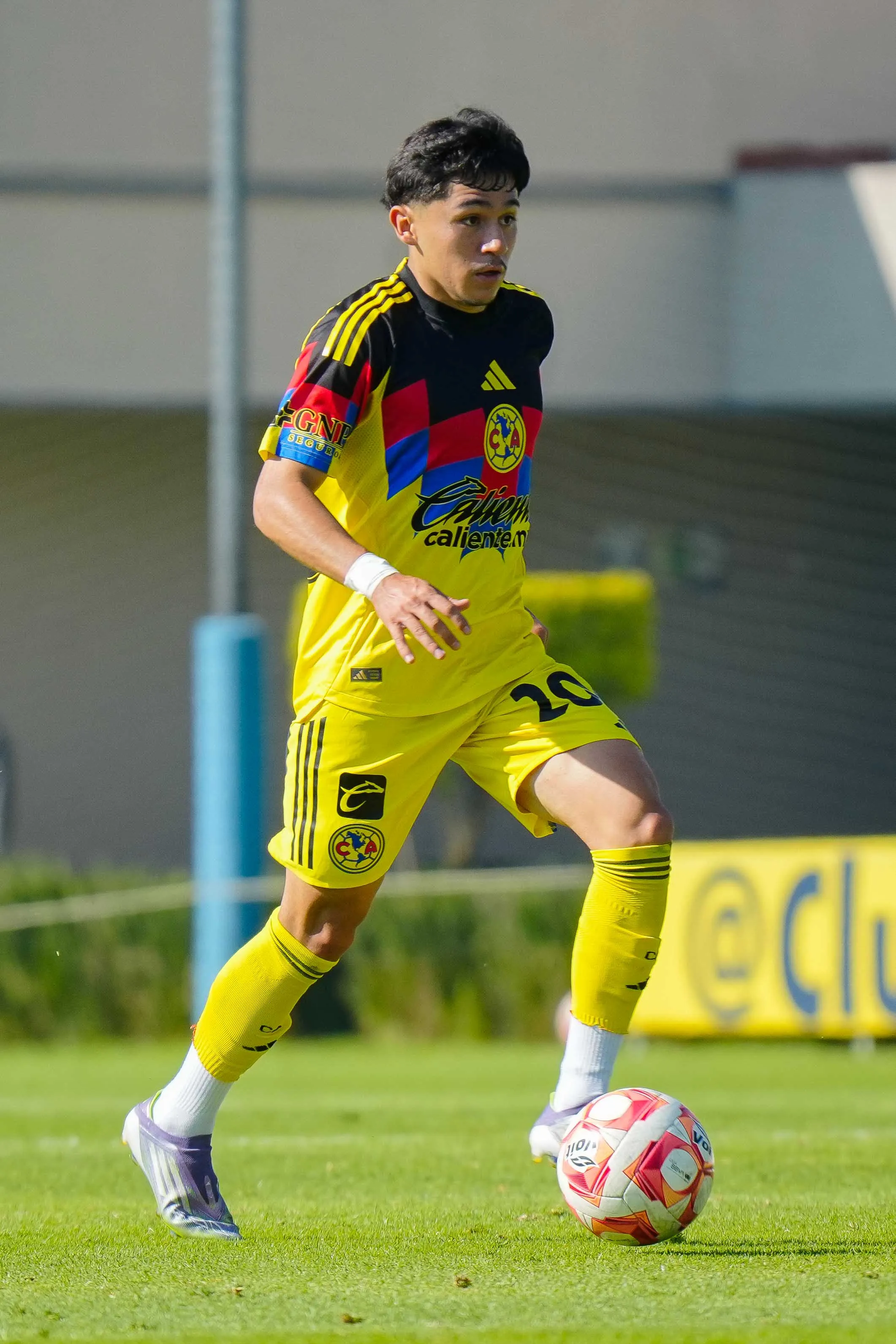 Derek Jiménez en las Fuerzas Básicas de América (Imago7)