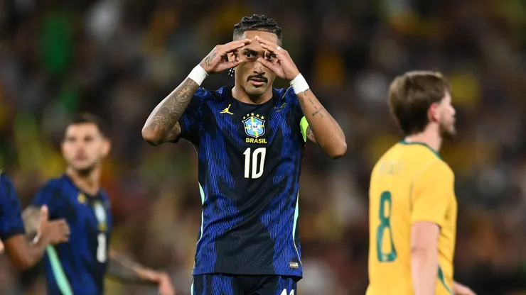 Brasil no contará con Raphinha este sábado.