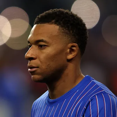 ¿Por qué no juega Kylian Mbappé en Francia vs. Bélgica?