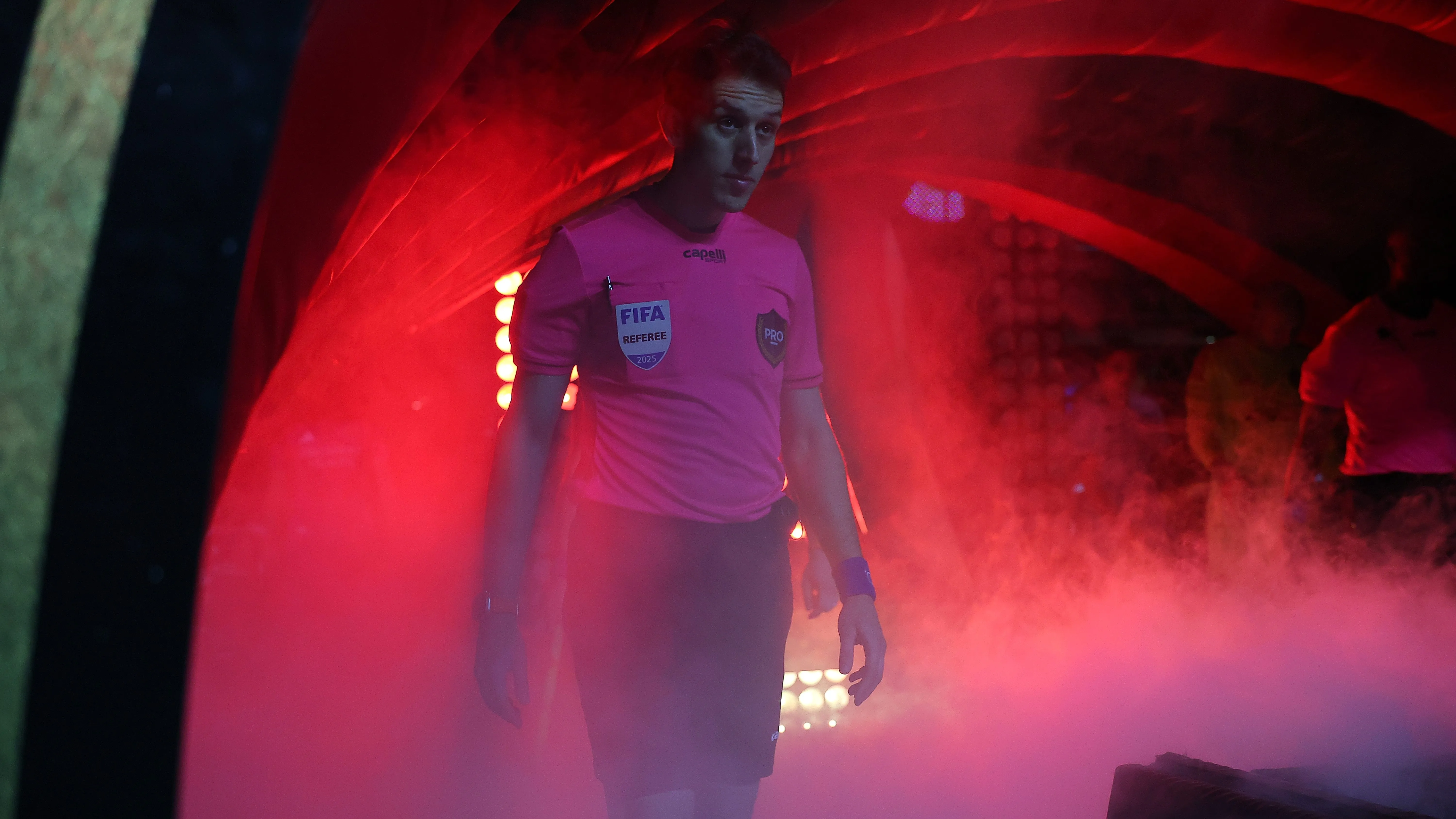 Filip Dujic, a cargo del México vs. Chile [foto: Getty]